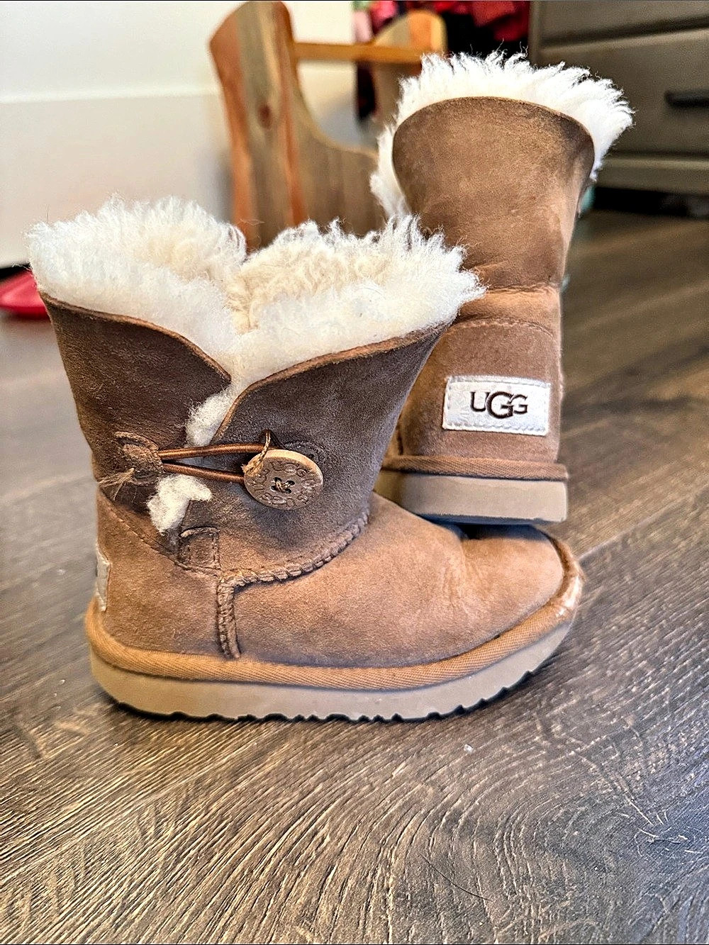 UGG Classic Mini Bailey Button Bailey Button Boots Brown US 9